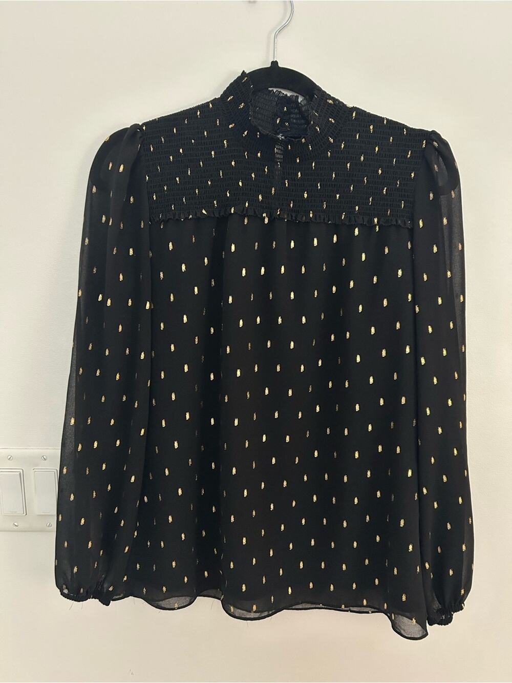 White House Black Market XS Black Gold Metallic Smocked Mock Neck Long Sleeve